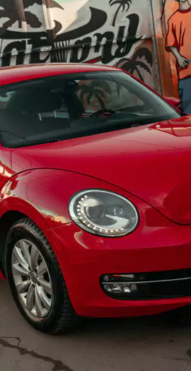 Кузовной ремонт Volkswagen Beetle. Как происходит подбор красного цвета?