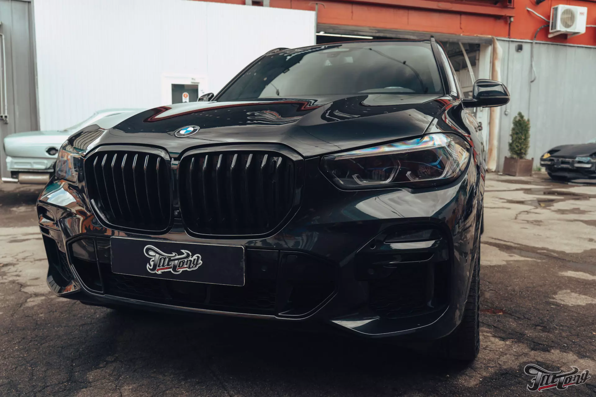 BMW X5. Установили профессиональный активный выхлоп ENGINEVOX