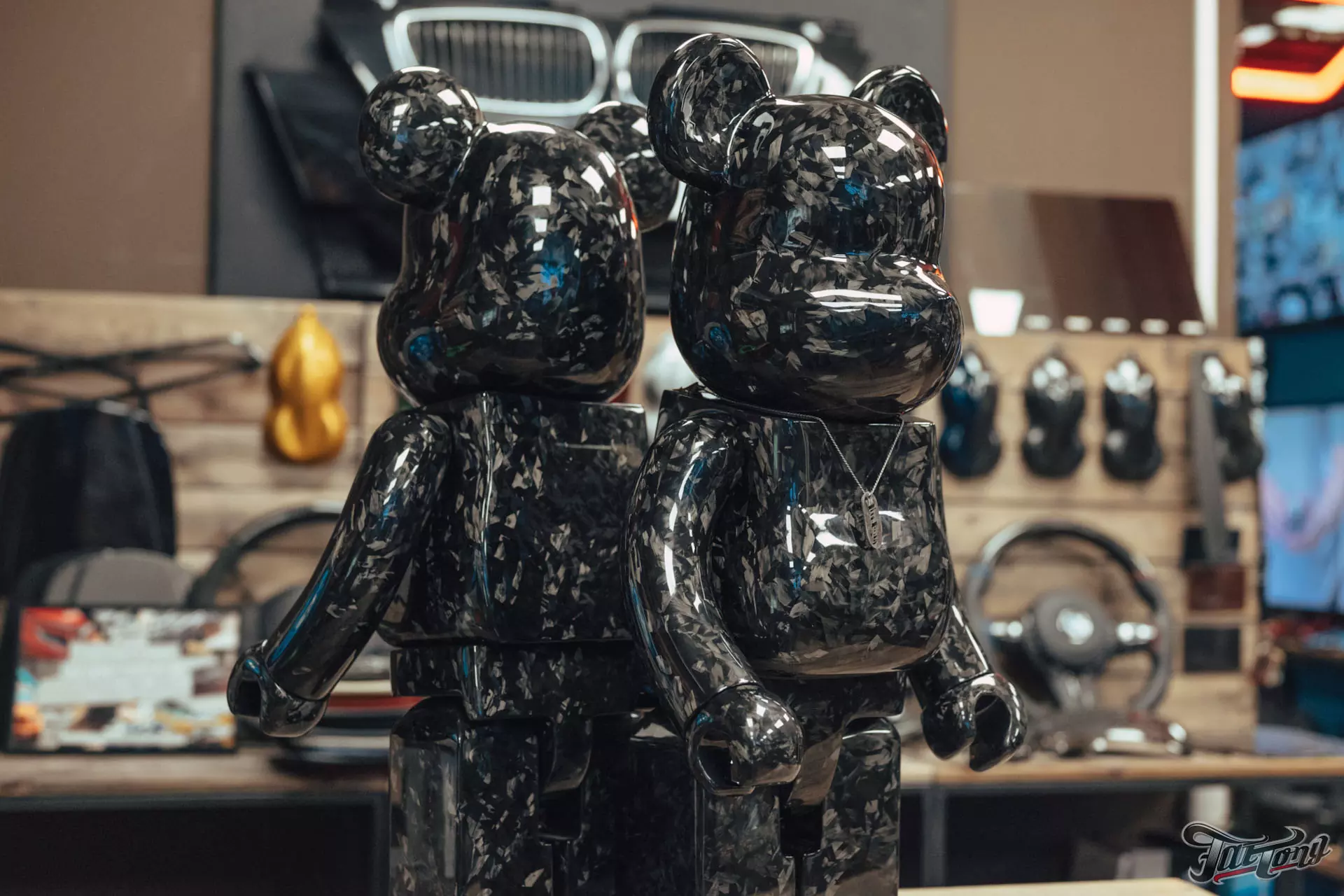 Мишки тимати. Коллекционные медведи Bearbrick. Шоколадный мишка Bearbrick. Съедобные мишки Bearbrick. Мишки коллекционные роботы мини.