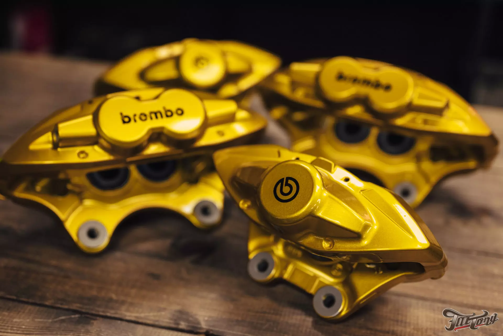 Окрас суппортов Brembo для BMW 3