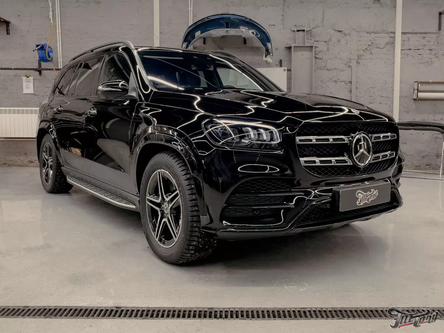 Частичная оклейка Mercedes GLS, привезенного из Германии