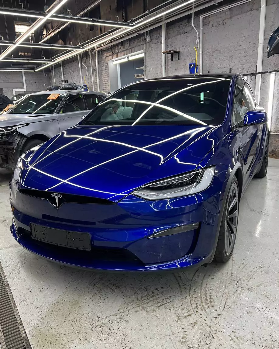 Оклеили Tesla Model X Plaid в черный глянцевый полиуретан! Смена цвета и  защита ЛКП в одном