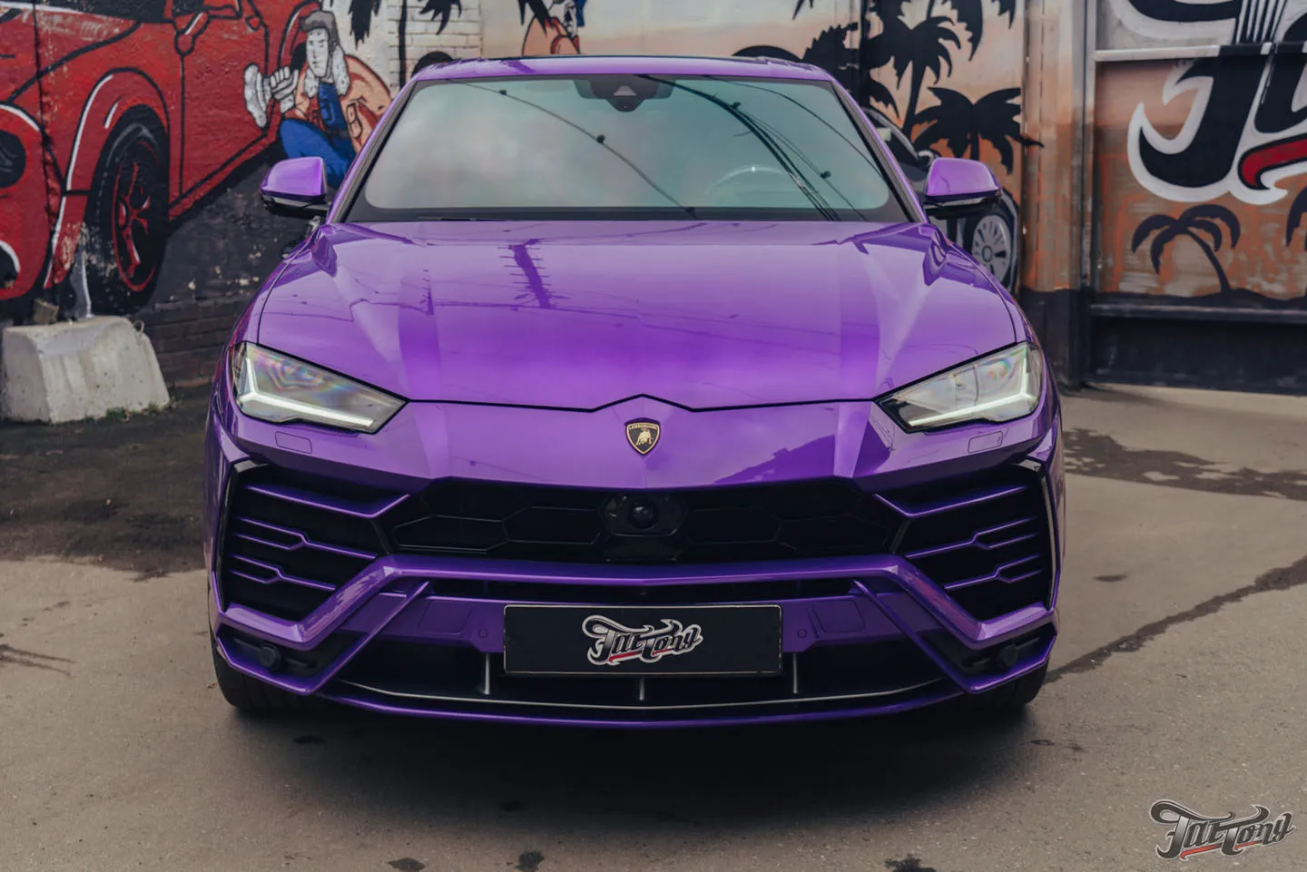 Ремонт и окрас бампера Lamborghini Urus с подбором цвета, восстановление  поврежденного карбонового диффузора