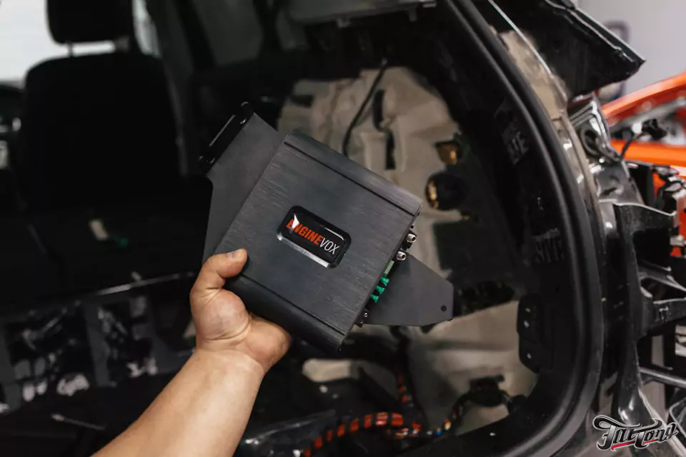Установили систему активного выхлопа Engine Vox Stage 2 на Mercedes GLE