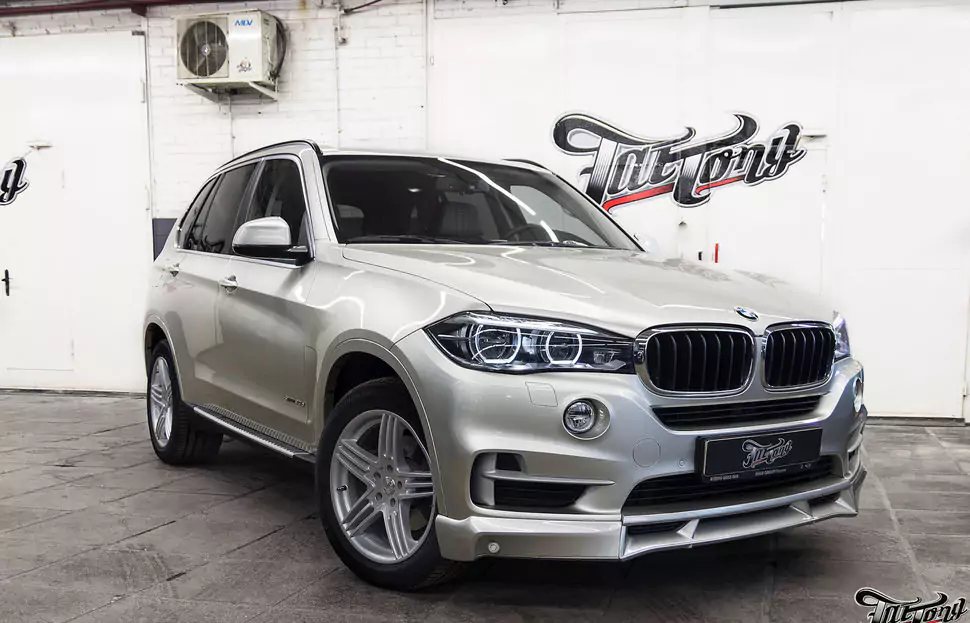 BMW X5 (F15). Установка аэродинамического обвеса Bars.