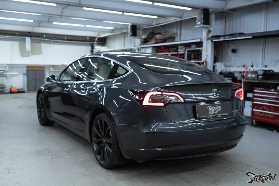 Tesla Model 3. Доводчики и шумоизоляция дверей!