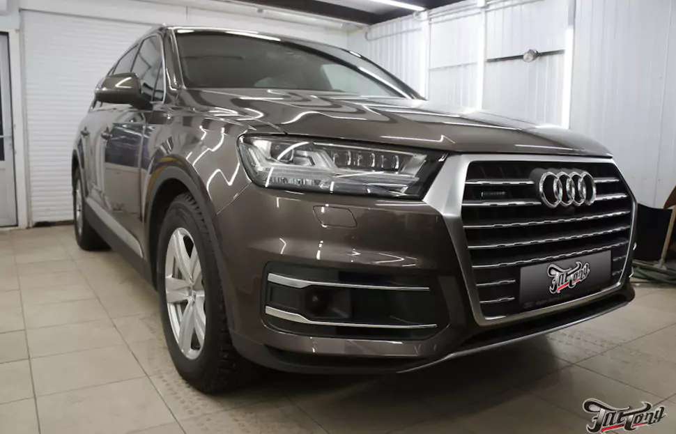 Audi Q7. Комплексная шумоизоляция салона!