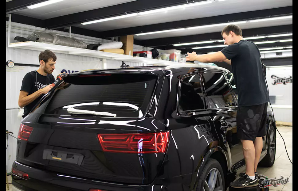Audi Q7. Восстановительная полировка кузова и нанесение керамики!