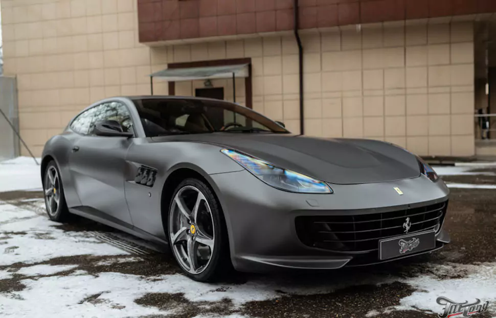 Ferrari GTC4Lusso. Комплексная шумоизоляция салона. Пошив салона. Множество карбона. Окрас масок фар. Часть 4.