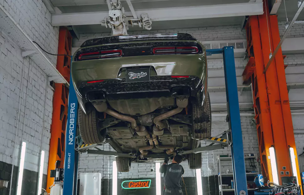 Dodge Challenger. Техническое обслуживание