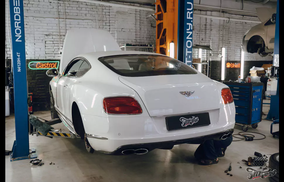Техническое обслуживание Bentley Continental GT