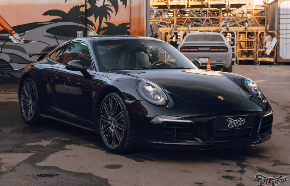Porsche 911. Полировка пленки+покрытие керамикой