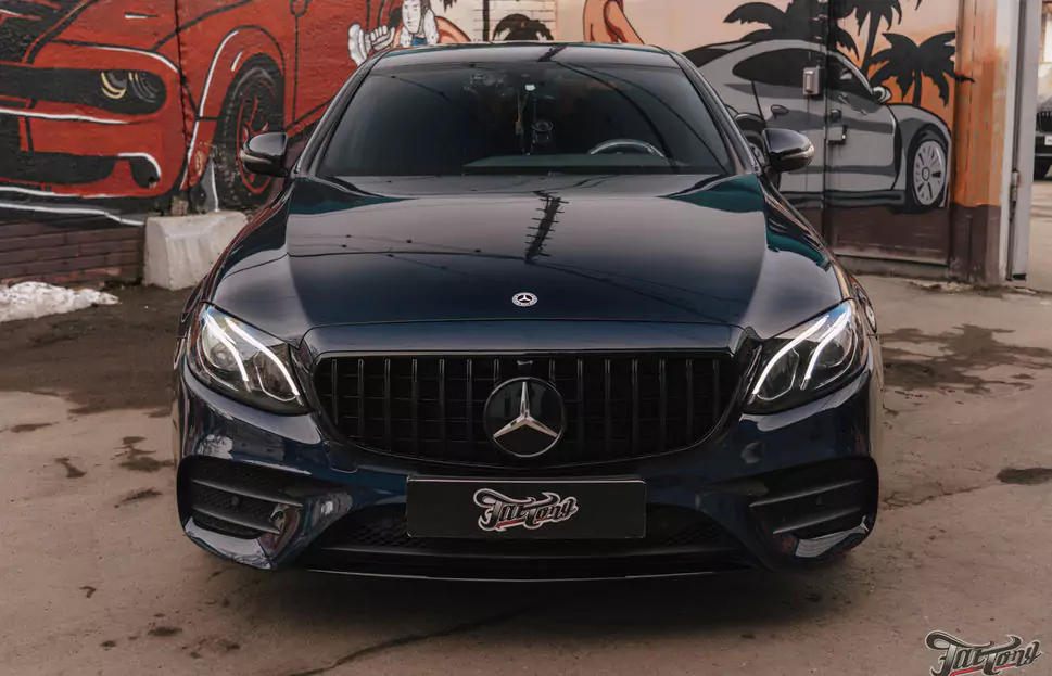 Частичный окрас и антихром для Mercedes E53