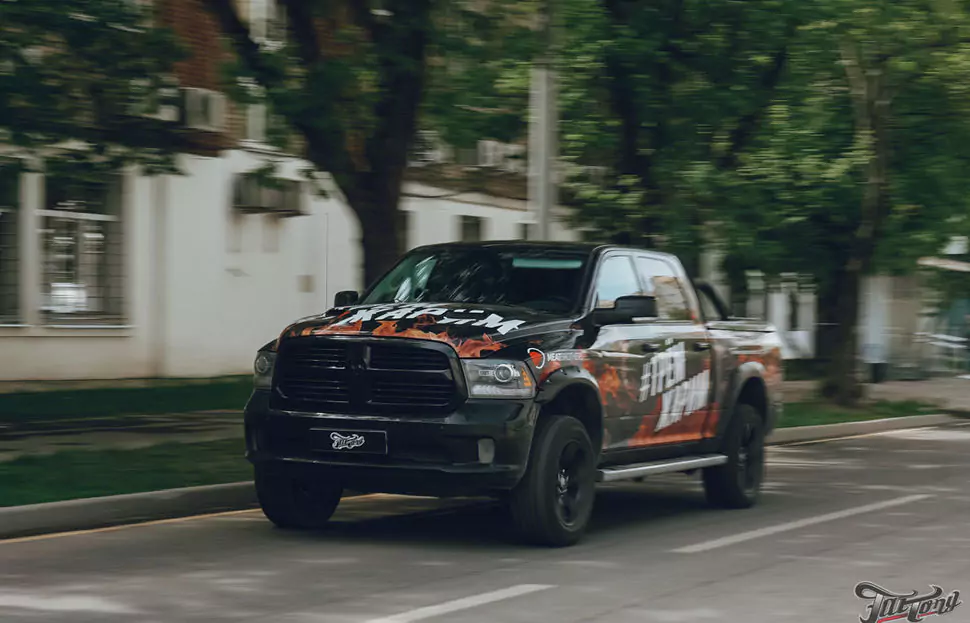 Построили выхлопную систему на RAM 1500 для MEATBROTHERS