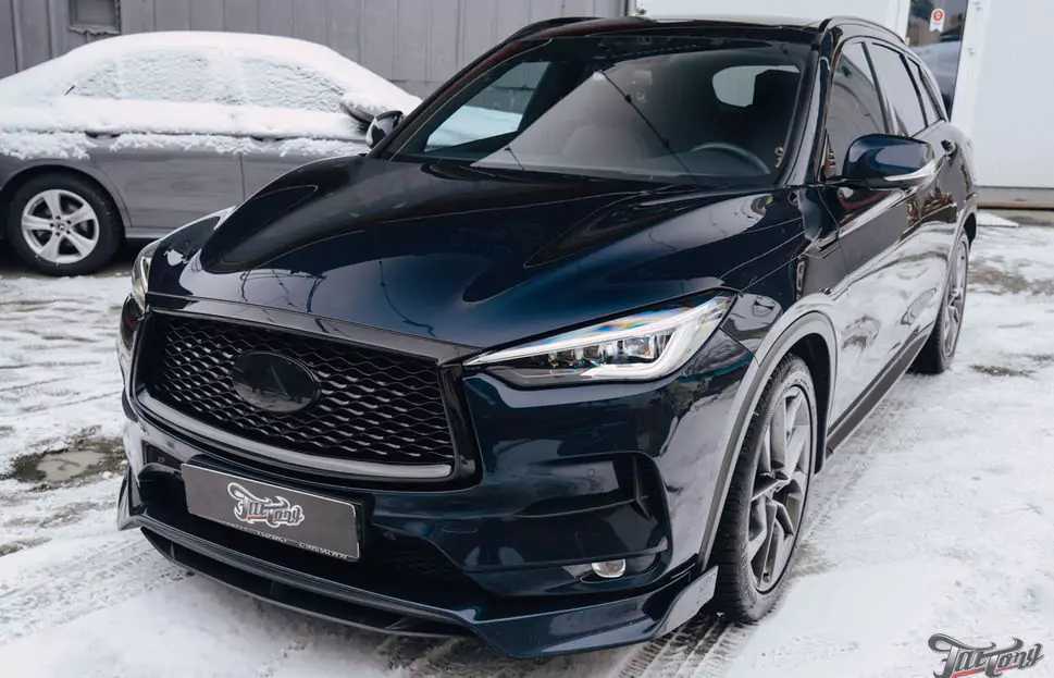 Комплексная шумоизоляция, ремонт и окрас диффузора, оклейка оптики на Infiniti QX50