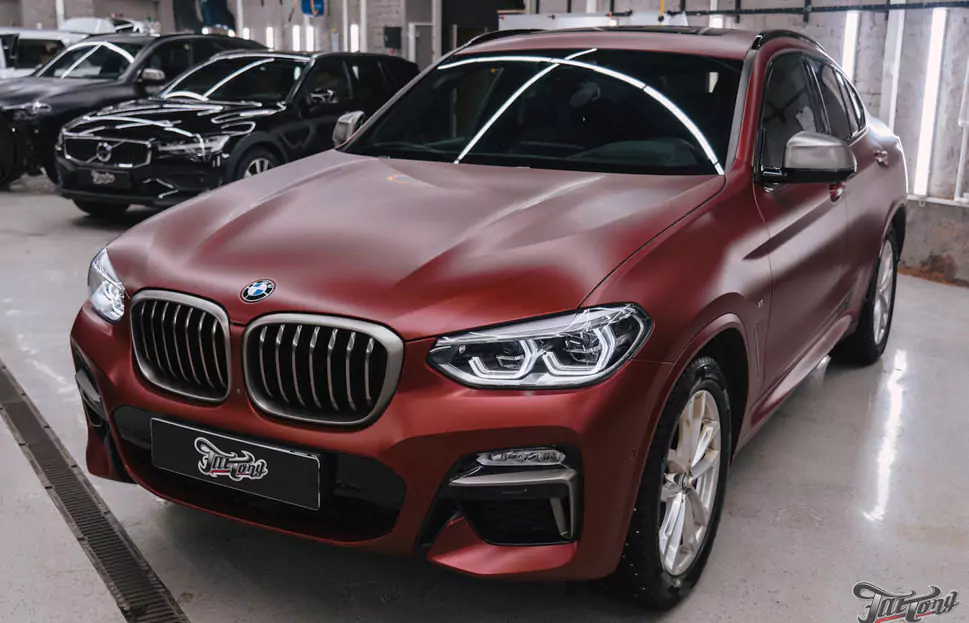 Оклейка BMW X4 в матовый полиуретан и установка системы активного выхлопа ENGINE VOX Stage 1+