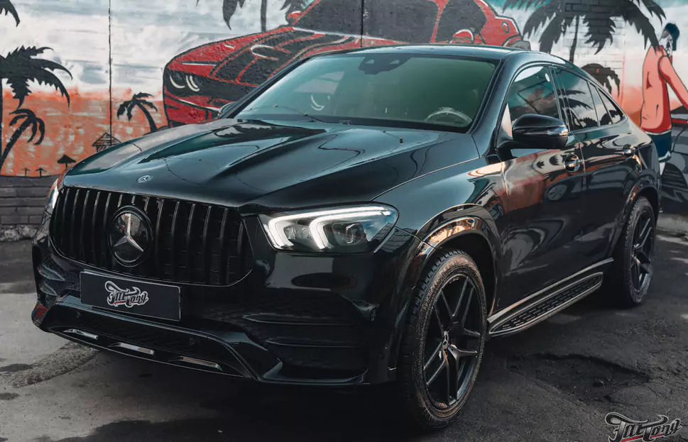 Ремонт бампера и диффузора для Mercedes GLE Coupe