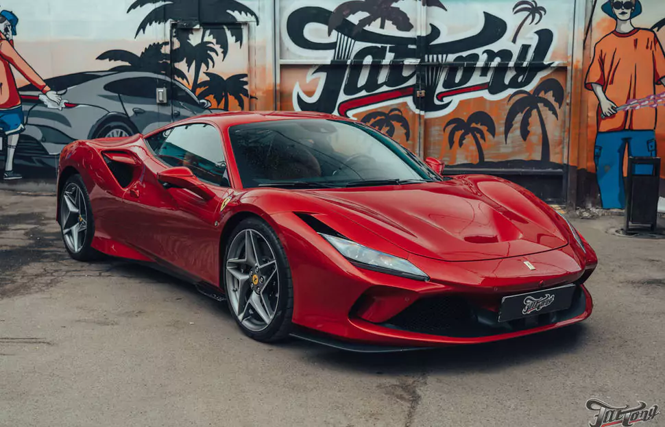 Первыми в России построили аудиосистему на Ferrari F8 Tributo!