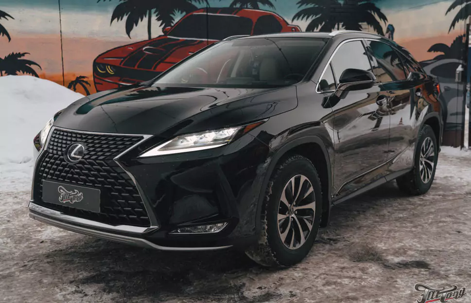 Оклейка бампера Lexus RX300 полиуретаном