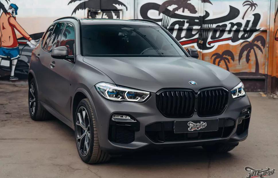 Вам мат! Оклеили BMW X5 серым матовым винилом и матовым полиуретаном