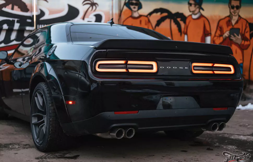 Построили новый выхлоп на Dodge Challenger Scat Pack с мощным звуком