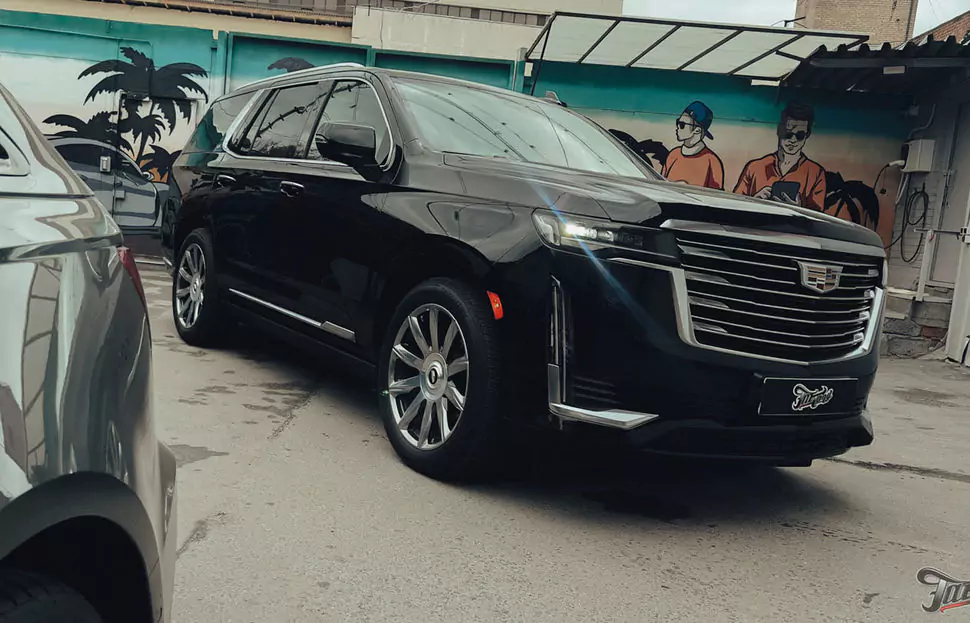 Построили выхлопную систему на Cadillac Escalade нового поколения