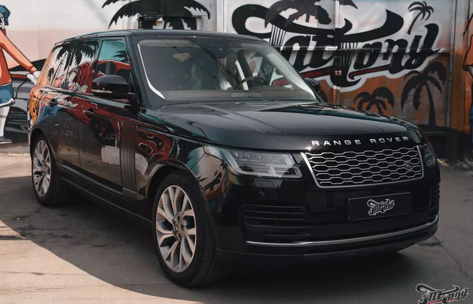 Детейлинг-мойка и керамика пленки на Range Rover. Как выглядит результат регулярного ухода за автомобилем?