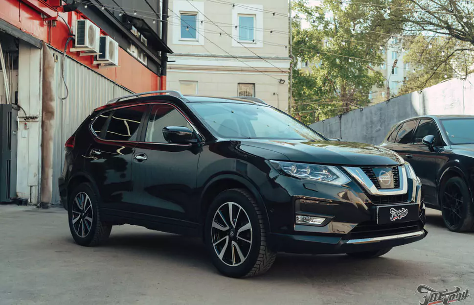 Полировка кузова с покрытием керамикой и мойка подкапотного пространства для Nissan X-trail