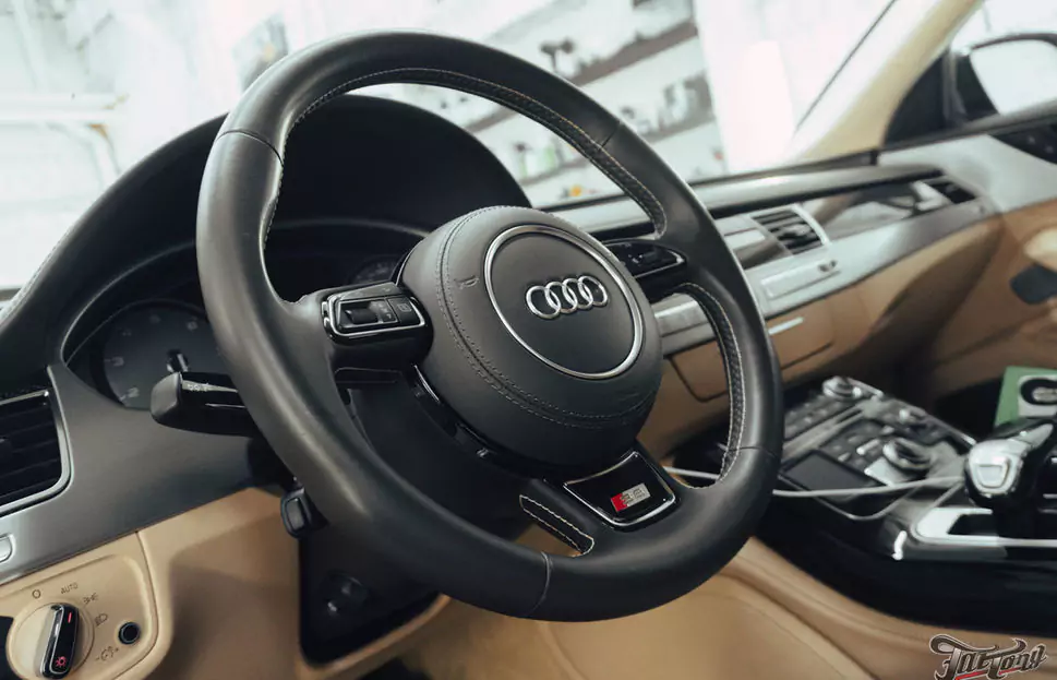 Химчистка салона для Audi S8. Что еще планируется?
