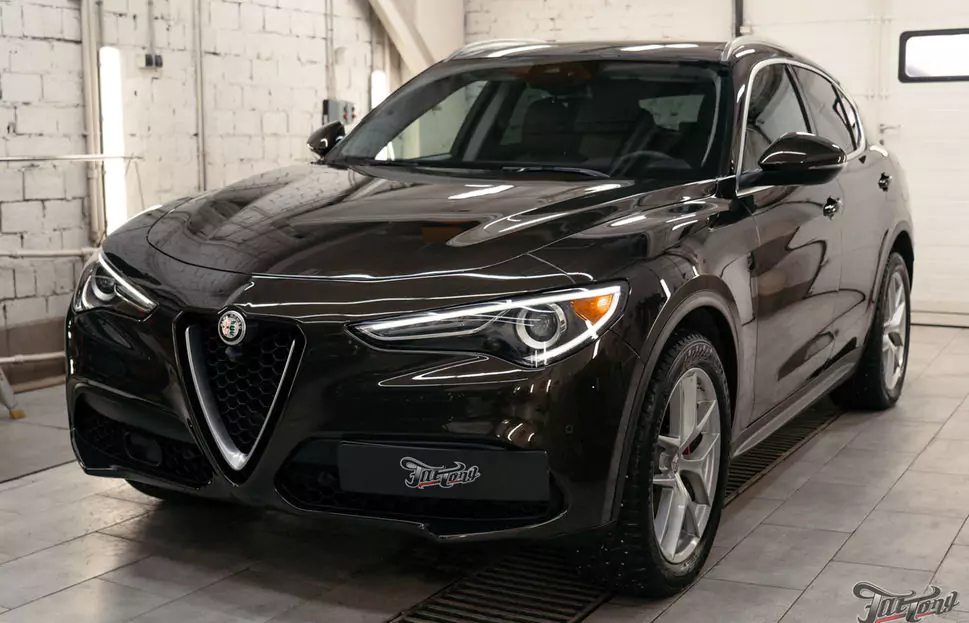 Редкий гость в Fat Tony — Alfa Romeo Stelvio. Ремонт и окрас переднего бампера, комплекс детейлинг-услуг, замена и мойка радиаторов