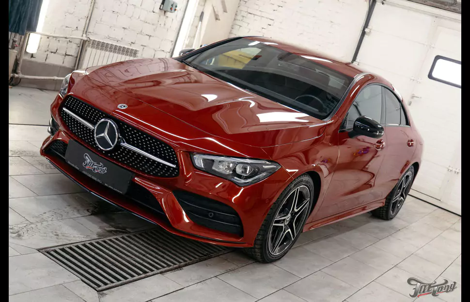 Детейлинг для Mercedes CLA 200: полировка и керамика кузова, химчистка салона