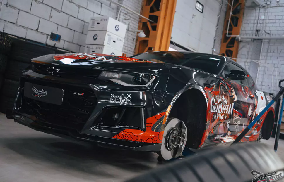 Правка дисков и фирменный шиномонтаж на стендах Hunter для Chevrolet Camaro ZL1