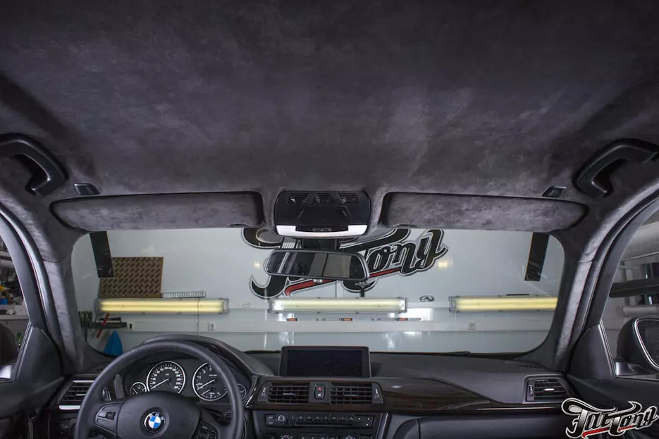 BMW F30. Перетяжка потолка в итальянскую алькантару.