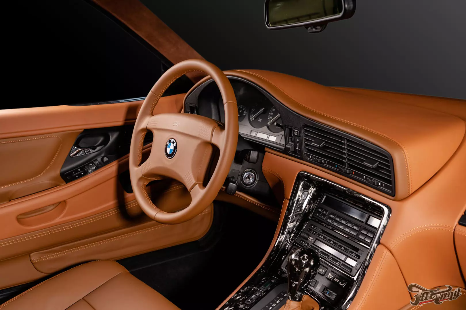 Пошив салона BMW 850