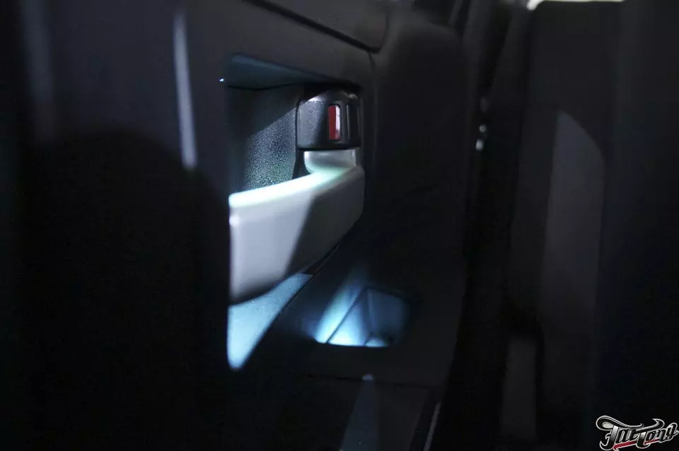 Подсветка салона Toyota Tundra