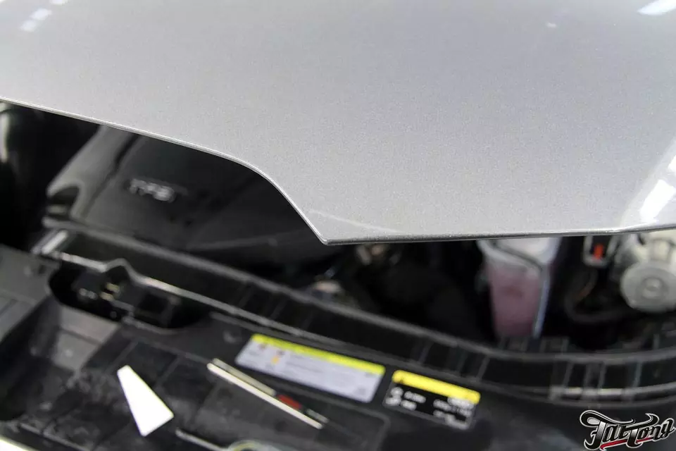 Audi Q5. Защита кузова полиуретаном Suntek PPF. Установка светодиодных ламп MTF в ДХО.